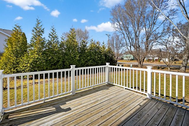 6144 NW 49th Street, Johnston, IA 50131