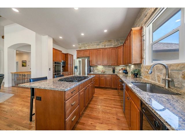 7418 Cameron Dr, Larkspur, CO 80118