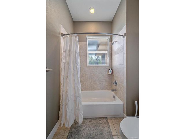 7418 Cameron Dr, Larkspur, CO 80118