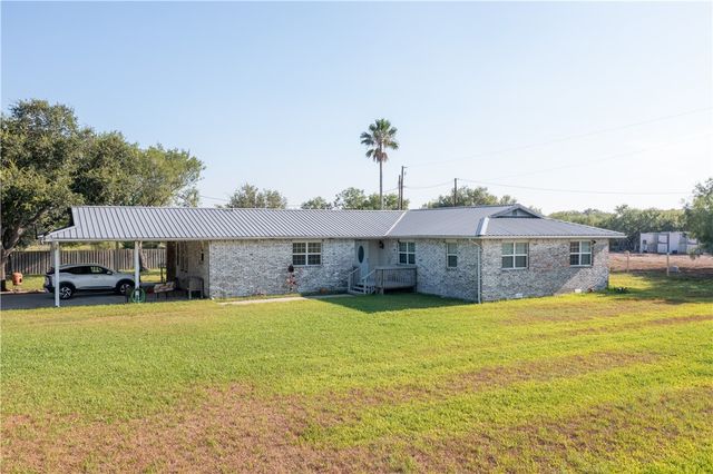 372 E Fm 771, Riviera, TX 78379