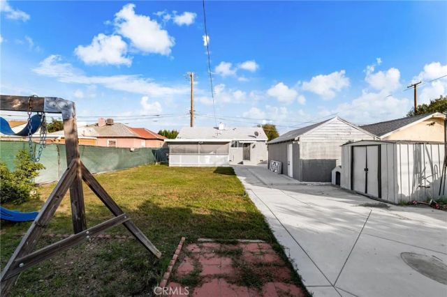 8868 Juniper Avenue, Fontana, CA 92335