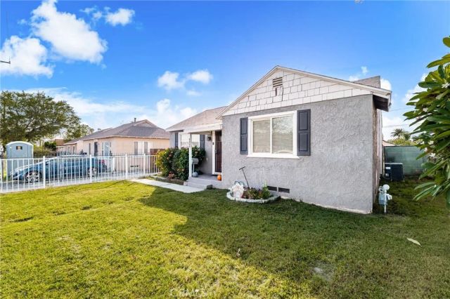 8868 Juniper Avenue, Fontana, CA 92335