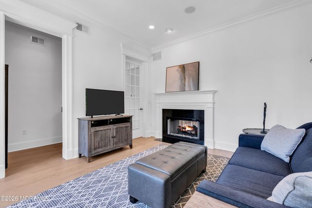 3 Linden Lane, Rumson, NJ 07760