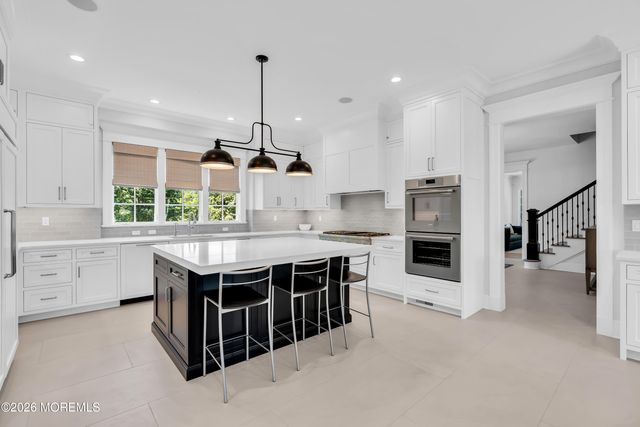 3 Linden Lane, Rumson, NJ 07760