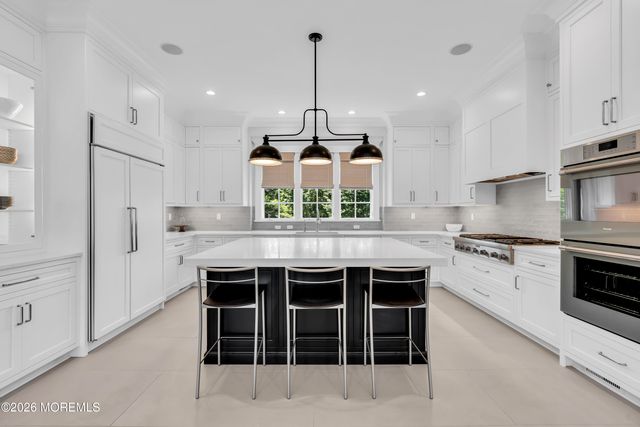 3 Linden Lane, Rumson, NJ 07760