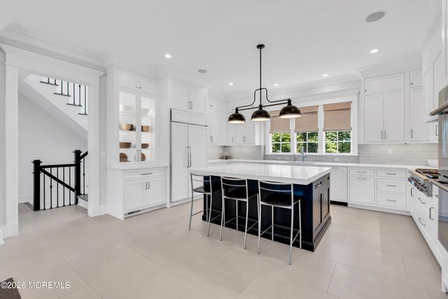 3 Linden Lane, Rumson, NJ 07760