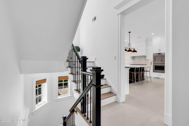 3 Linden Lane, Rumson, NJ 07760