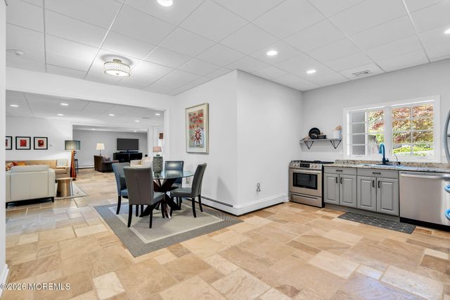 3 Linden Lane, Rumson, NJ 07760