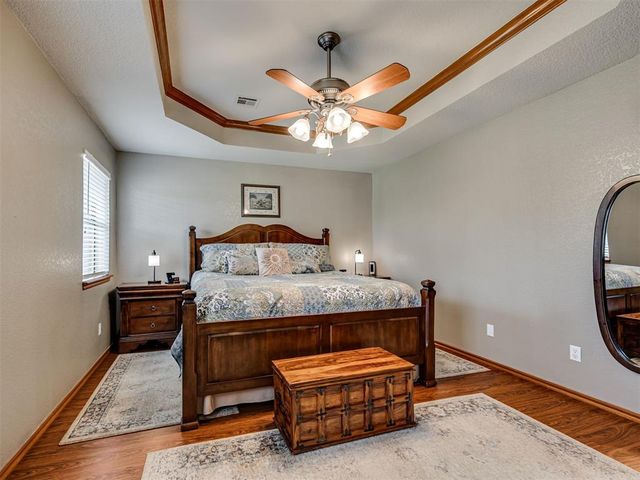 413 Summer Oaks Drive, Blanchard, OK 73010