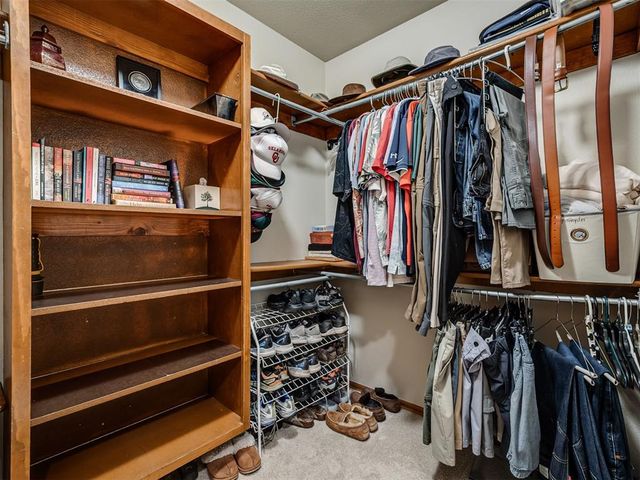 413 Summer Oaks Drive, Blanchard, OK 73010