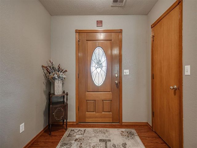 413 Summer Oaks Drive, Blanchard, OK 73010