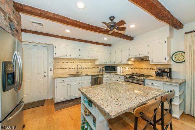 3 Southview Rd, Randolph Twp., NJ 07869