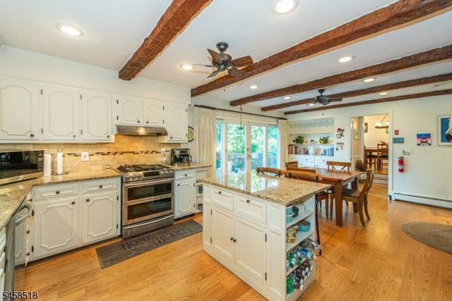3 Southview Rd, Randolph Twp., NJ 07869