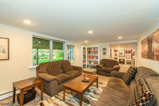 3 Southview Rd, Randolph Twp., NJ 07869
