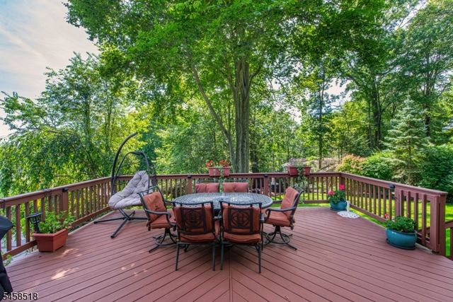 3 Southview Rd, Randolph Twp., NJ 07869