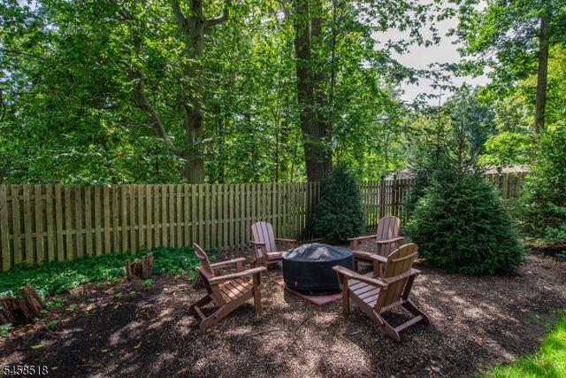 3 Southview Rd, Randolph Twp., NJ 07869