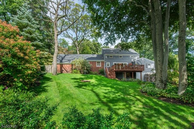 3 Southview Rd, Randolph Twp., NJ 07869