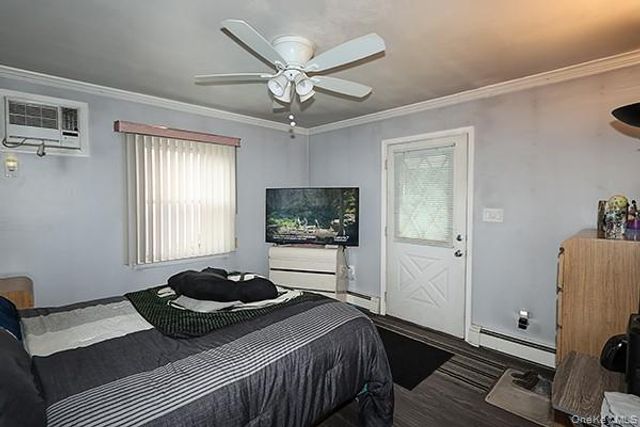 56 Haven Lane, Levittown, NY 11756