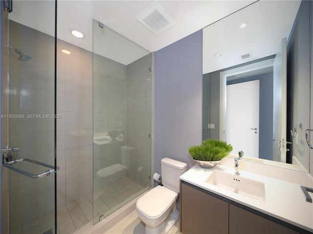 3300 NE 188th St 315, Aventura, FL 33180