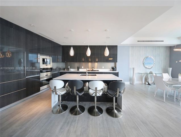 3300 NE 188th St 315, Aventura, FL 33180