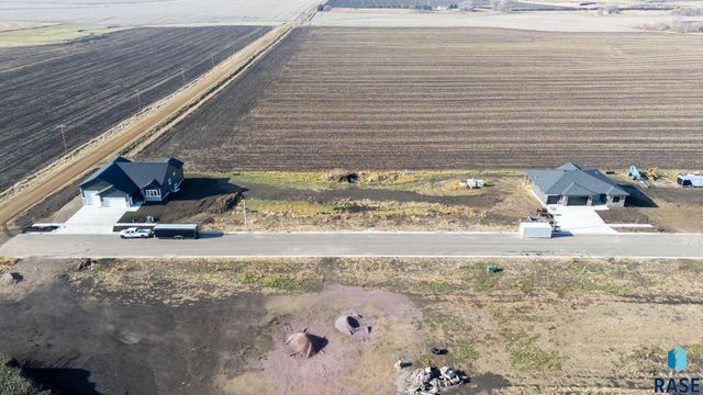 912 Sunset St Street, Valley Springs, SD 57068