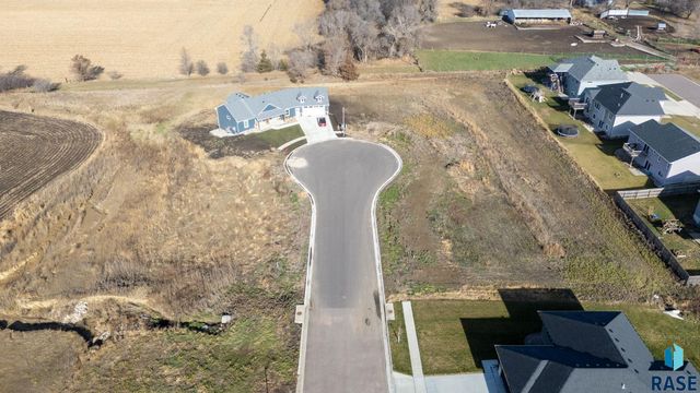 912 Sunset St Street, Valley Springs, SD 57068