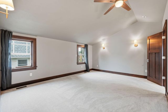 4011 38th Avenue S, Minneapolis, MN 55406