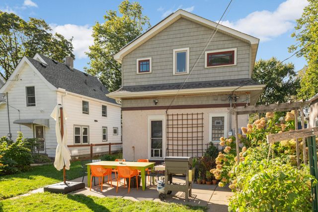 4011 38th Avenue S, Minneapolis, MN 55406