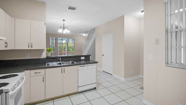 3636 SAN SIMEON Circle, Weston, FL 33331