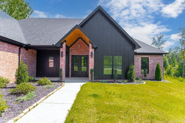 100 Shepherd Loop Drive, Arkadelphia, AR 71923