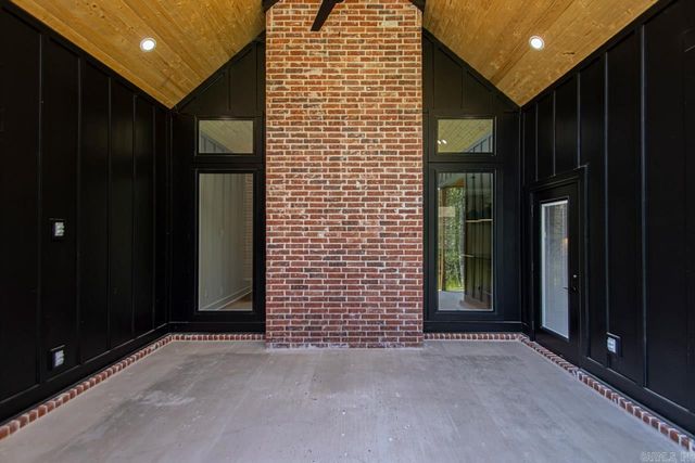 100 Shepherd Loop Drive, Arkadelphia, AR 71923