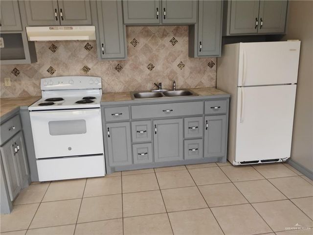 2701 El Barquito Drive, Palmview, TX 78572