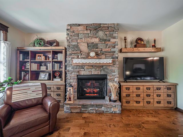 153 E Melchior Drive, Santa Claus, IN 47579