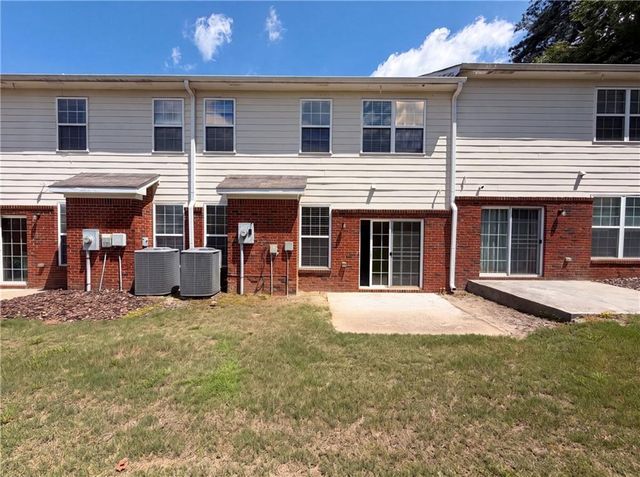 1019 Ivydale Circle, Lawrenceville, GA 30045
