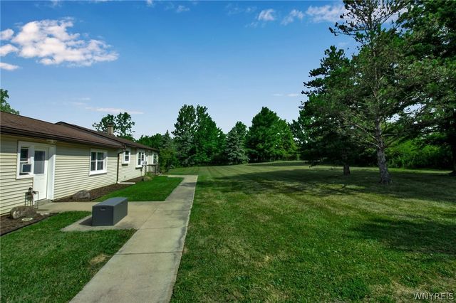 100 Sullivan Road, Alden, NY 14004