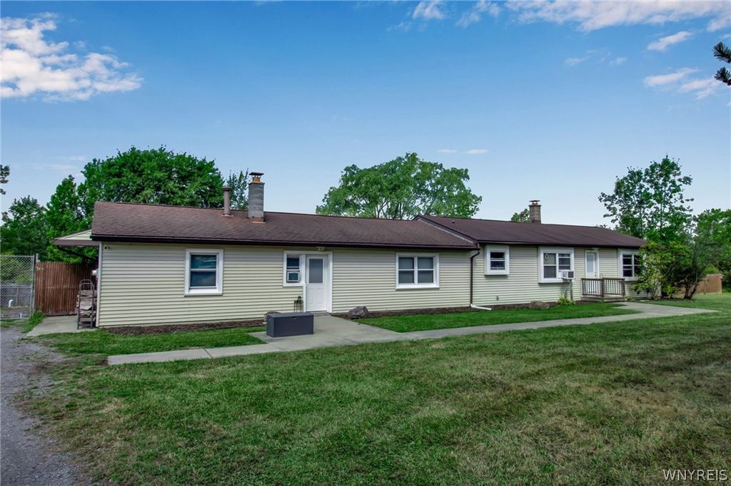 100 Sullivan Road, Alden, NY 14004