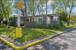 851 Mackey Lane, Elgin, IL 60120