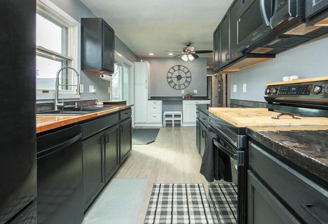 2906 Niles, Waterloo, IA 50703