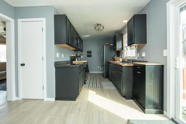 2906 Niles, Waterloo, IA 50703