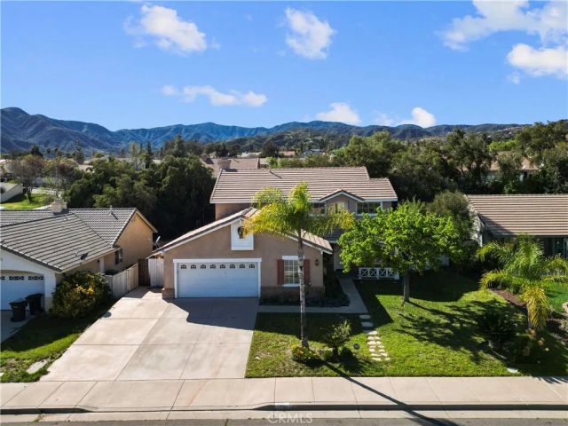 32015 Bourges, Lake Elsinore, CA 92530