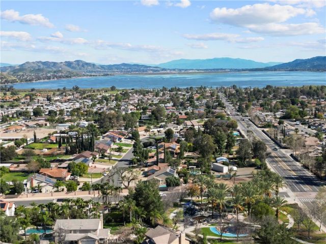 32015 Bourges, Lake Elsinore, CA 92530