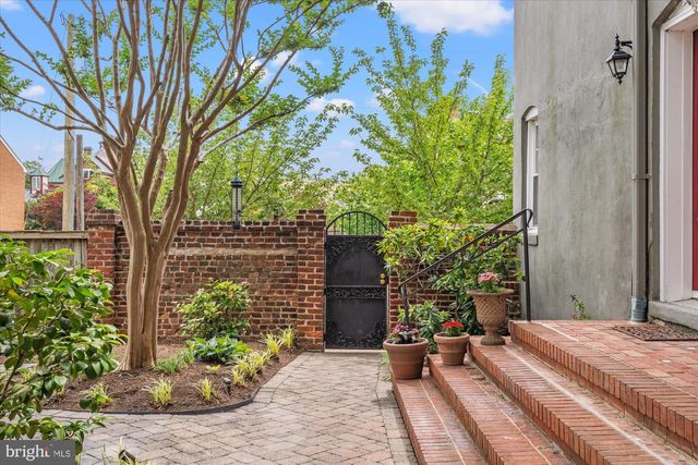 539 S COLUMBUS ST, Alexandria, VA 22314