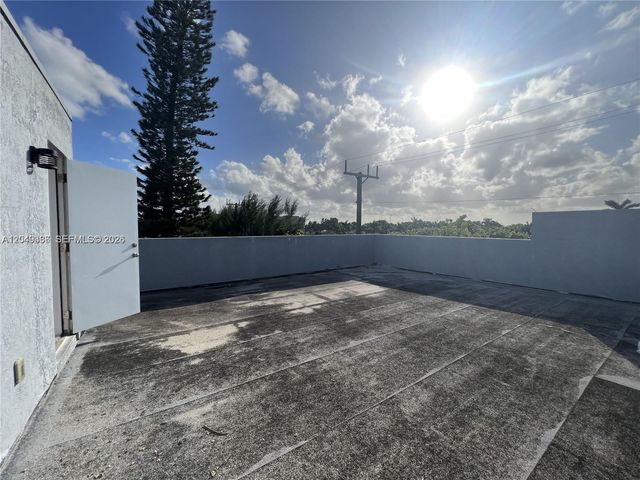 1121 NE 23rd Ter 1121, Pompano Beach, FL 33062