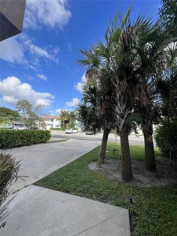 1121 NE 23rd Ter 1121, Pompano Beach, FL 33062