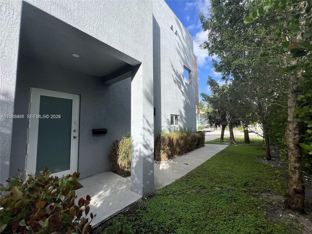 1121 NE 23rd Ter 1121, Pompano Beach, FL 33062