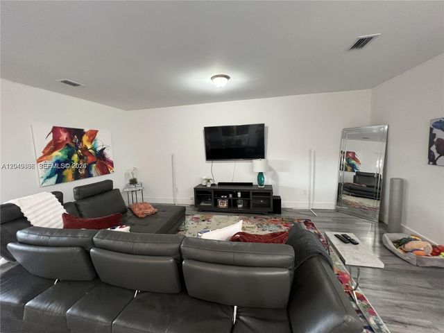 1121 NE 23rd Ter 1121, Pompano Beach, FL 33062