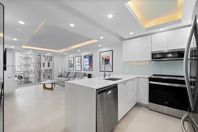 345 Ocean Dr 326, Miami Beach, FL 33139