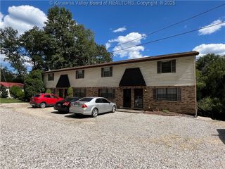 3854-3840 Pennsylvania Avenue, Charleston, WV 25302