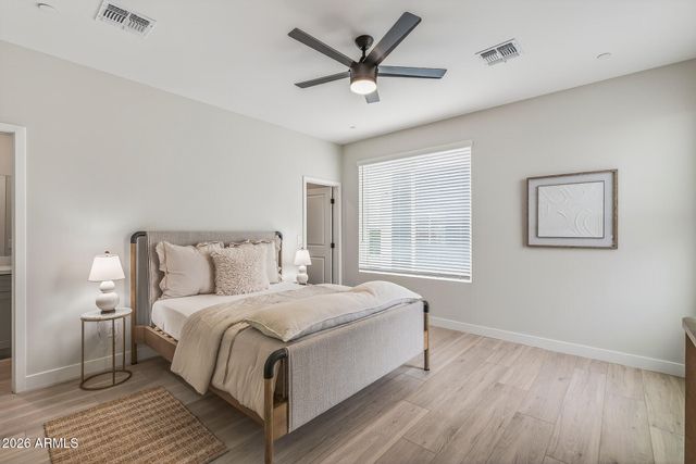 2601 E CLARENDON Avenue 3, Phoenix, AZ 85016