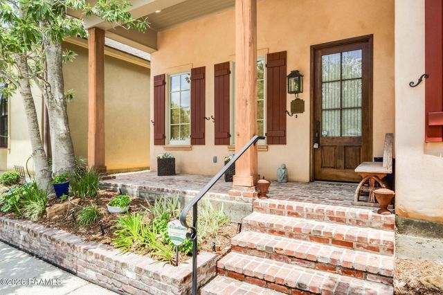 214 Settlers Trace Boulevard, Lafayette, LA 70508